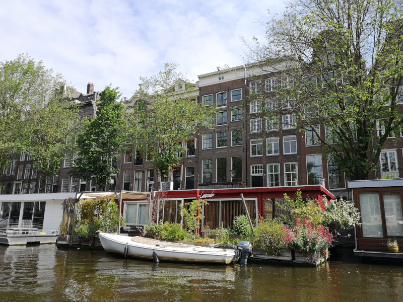 Amsterdam_Grachtenfahrt_Hausboote